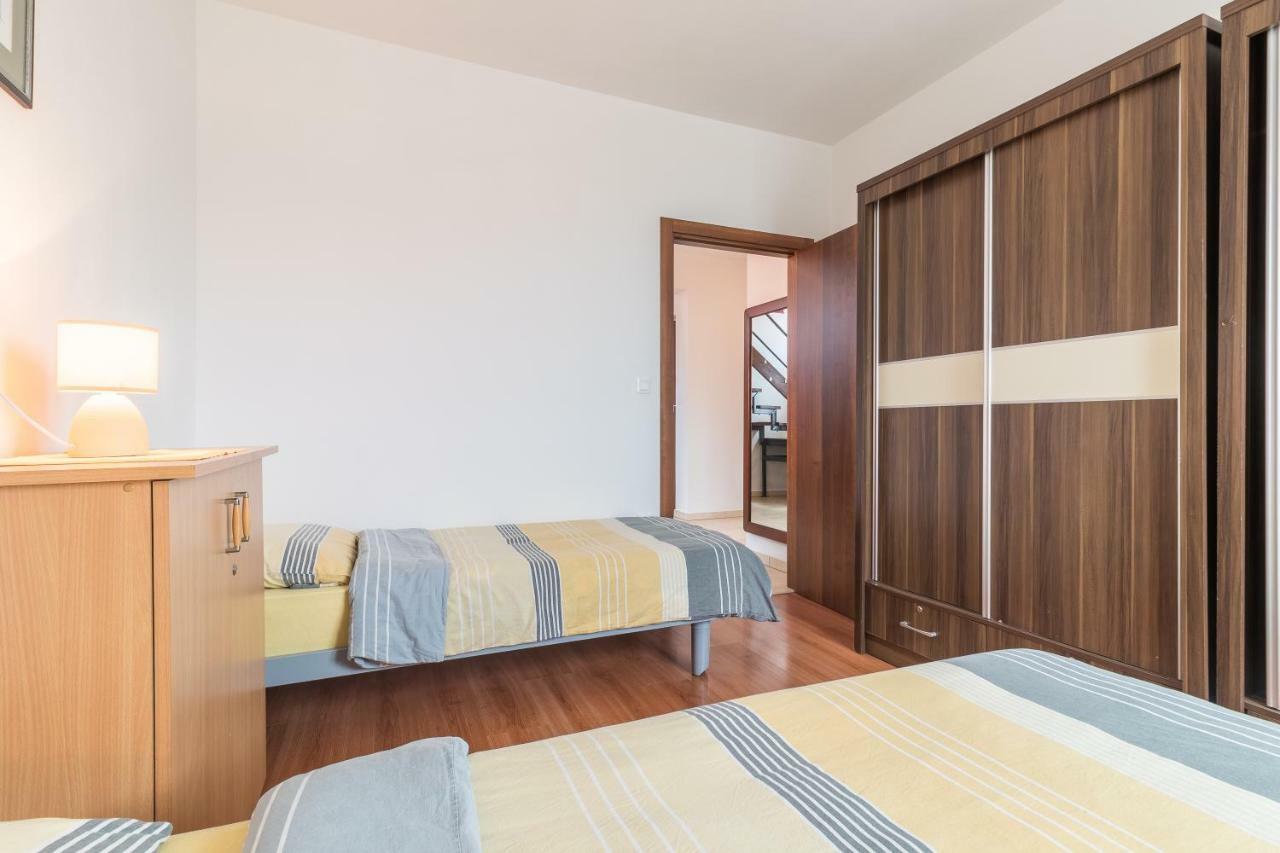 Antonija Apartment Πούλα Εξωτερικό φωτογραφία